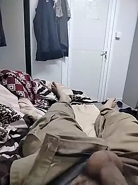 samosa7678 online show from 04-14-26, 05:18