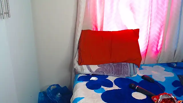 Juicytities20 online show from 05-08-26, 10:52
