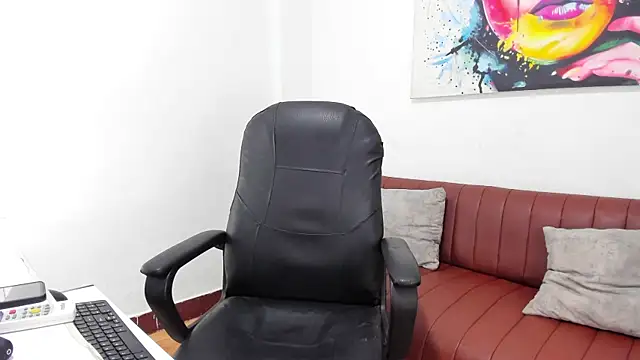 Thebestboyhot online show from 04-12-26, 05:11