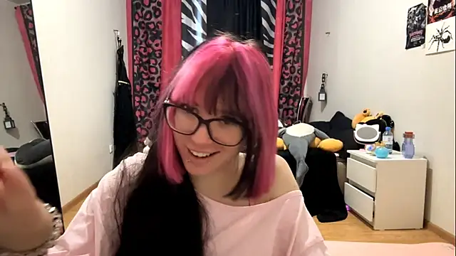 Snapshot of WifeAileen chatting on 04-10-26, 06:53 WifeAileen online show from 04-10-26, 06:53