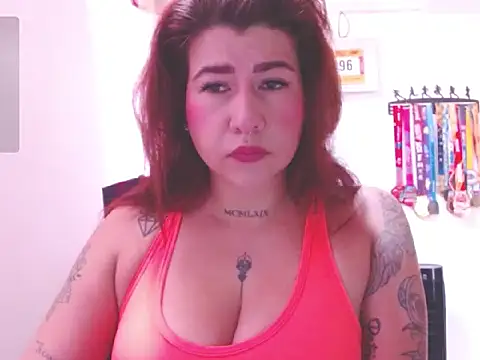 Antonia Ferri online show from 04-06-26, 03:35