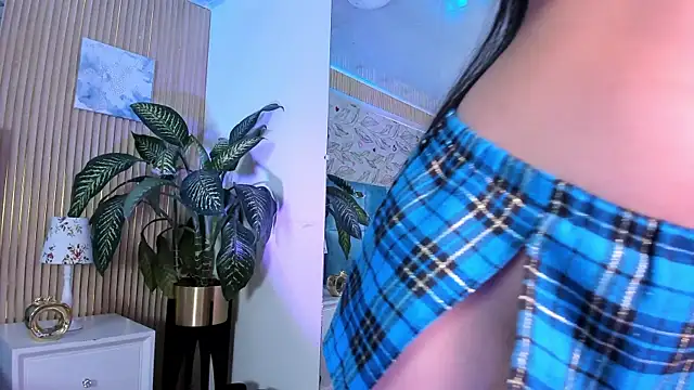 Delphine doll online show from 06-03-26, 02:33