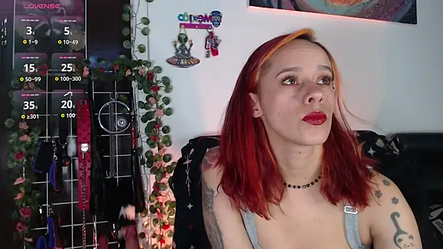 Lexxii hot col online show from 06-17-26, 07:35
