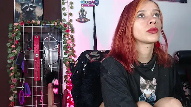 Lexxii hot col online show from 06-18-26, 04:12