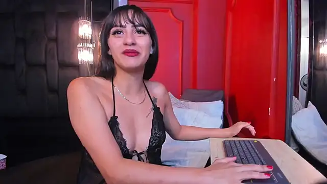 Alicecoule  online show from 04-14-26, 11:59