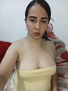 Emily Divi69 online show from 05-18-26, 12:11