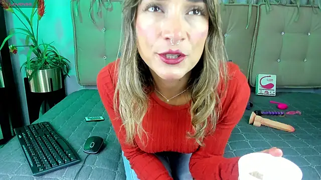 alma rose  online show from 05-01-26, 04:56