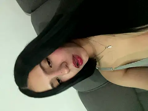IsabelaRivers online show from 05-23-26, 05:50