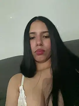 IsabelaRivers online show from 05-14-26, 03:36