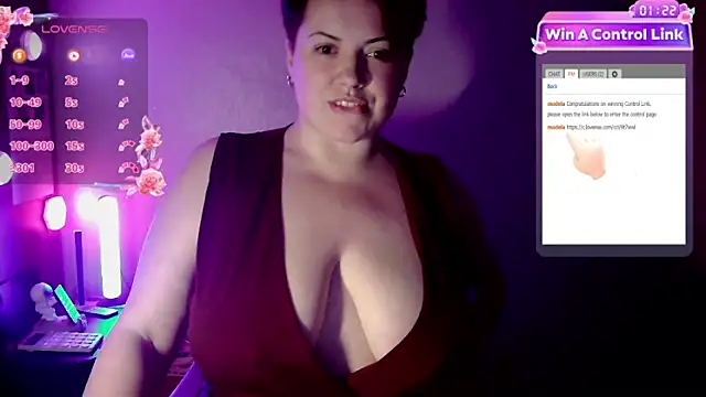 Snapshot of DarkCherryVelvet chatting on 04-08-26, 10:44 DarkCherryVelvet online show from 04-08-26, 10:44