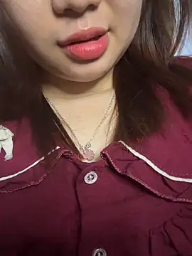 Snapshot of Ori_ross chatting on 04-12-26, 02:31 Ori ross online show from 04-12-26, 02:31