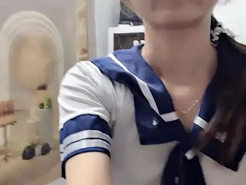    Nami    online show from 04-10-26, 12:34