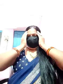 PINKI 024 online show from 04-24-26, 05:42