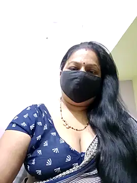 PINKI 024 online show from 05-10-26, 05:44