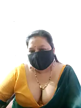 PINKI 024 online show from 04-15-26, 05:46