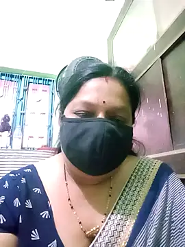PINKI 024 online show from 04-23-26, 12:29