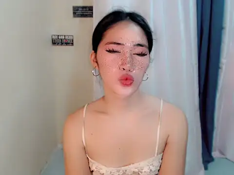 urasiankylie online show from 05-08-26, 11:03