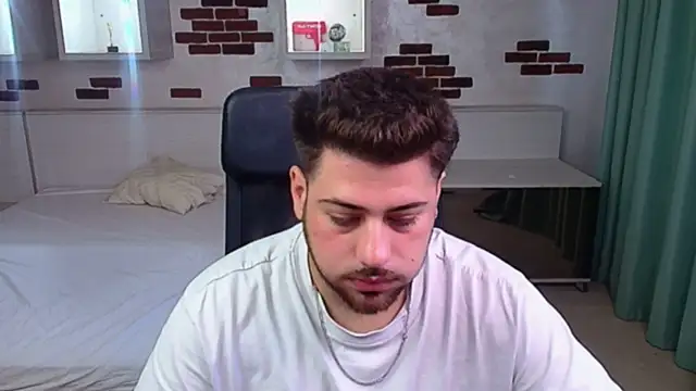 DaxGreer online show from 06-07-26, 04:18