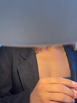 latinacaro- online show from 05-17-26, 02:17