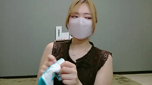 YUA 0425 online show from 07-15-26, 04:14
