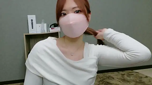 YUA 0425 online show from 06-07-26, 01:38