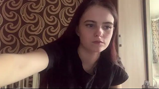KikiAmino online show from 04-22-26, 02:02