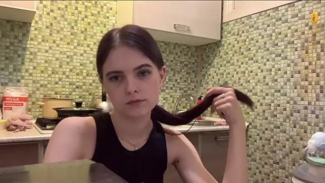 KikiAmino online show from 04-15-26, 07:58