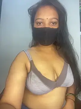 Snapshot of Monika_6999 chatting on 05-10-26, 07:23 Monika 6999 online show from 05-10-26, 07:23