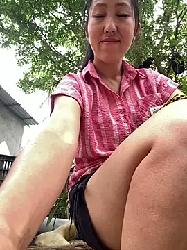 Huonglyna online show from 05-21-26, 03:37