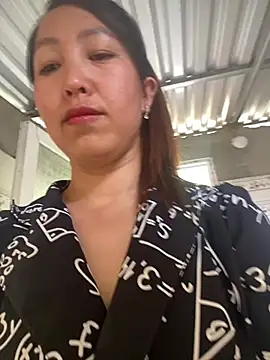 Huonglyna online show from 04-10-26, 02:07