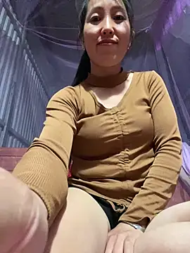 Huonglyna online show from 04-30-26, 02:46