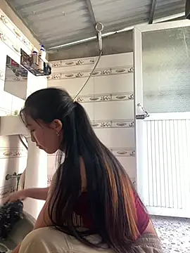 Huonglyna online show from 04-06-26, 01:56