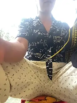 Huonglyna online show from 07-08-26, 10:27