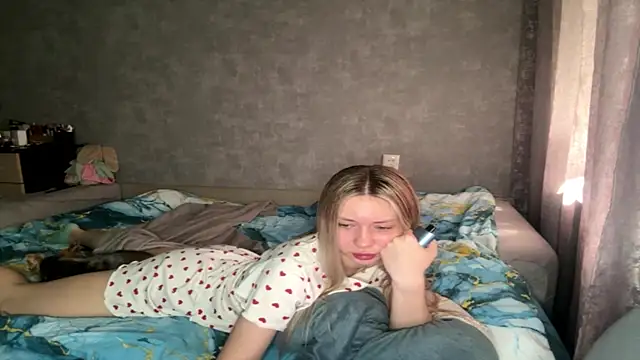 Snapshot of ExactGee chatting on 05-18-26, 06:07 ExactGee online show from 05-18-26, 06:07