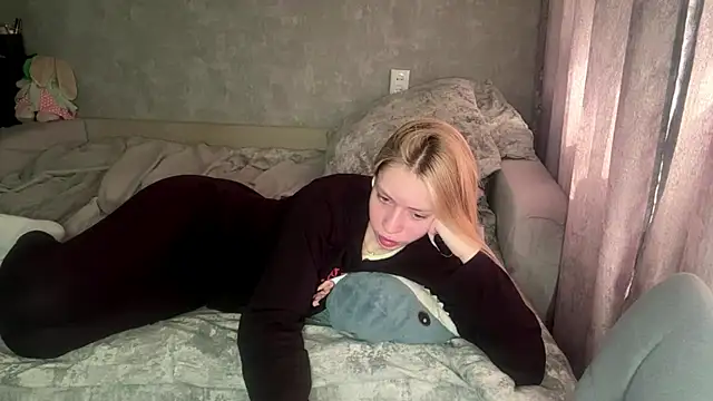 Snapshot of ExactGee chatting on 05-01-26, 06:07 ExactGee online show from 05-01-26, 06:07