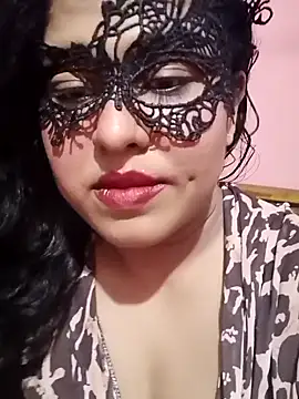 Maskedcurves online show from 04-09-26, 05:53