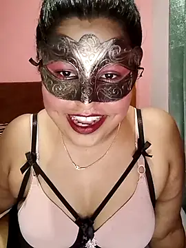 Snapshot of Maskedcurves chatting on 04-30-26, 05:03 Maskedcurves online show from 04-30-26, 05:03