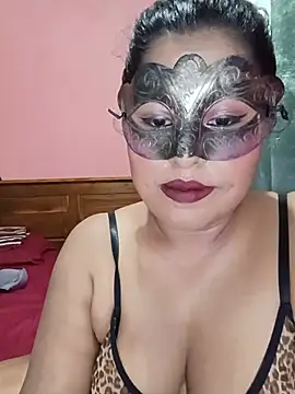 Maskedcurves online show from 07-01-26, 03:45