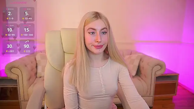 MelaniiePlay online show from 04-09-26, 01:28