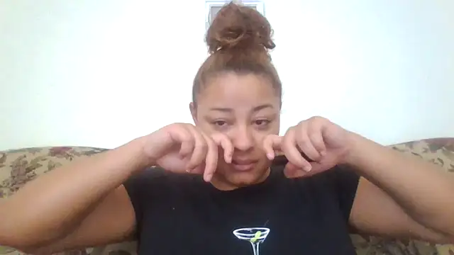 madzbailey online show from 06-10-26, 03:35
