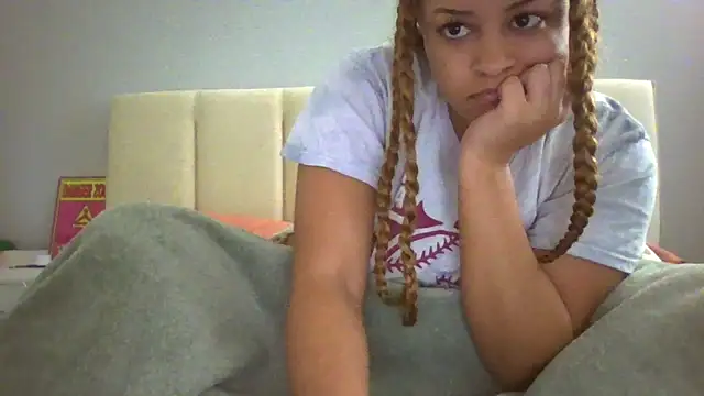 madzbailey online show from 05-12-26, 07:20