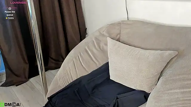 Amy-Desiree online show from 05-04-26, 12:36