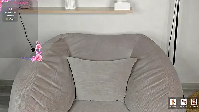 Amy-Desiree online show from 04-23-26, 12:39