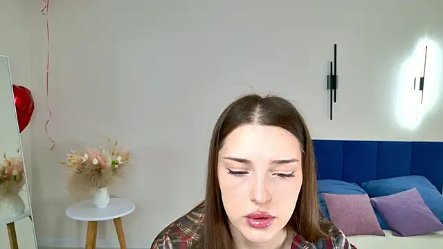 Eva Saylor online show from 04-13-26, 11:03
