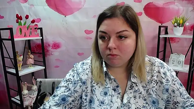 AdelinaMaster online show from 04-20-26, 05:03