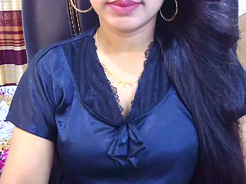 Noor Zarin online show from 05-23-26, 04:11