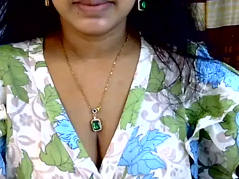 Noor Zarin online show from 04-13-26, 05:17