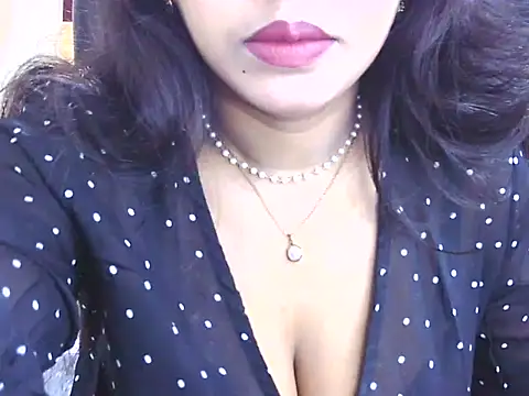 Noor Zarin online show from 05-08-26, 03:21