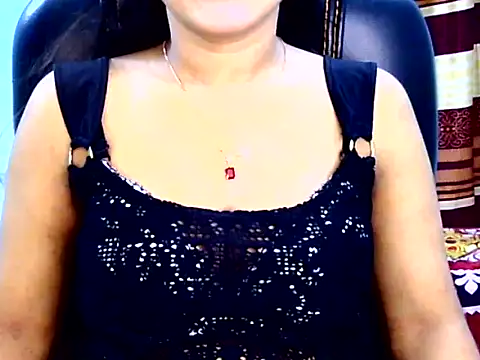 Noor Zarin online show from 04-17-26, 08:44