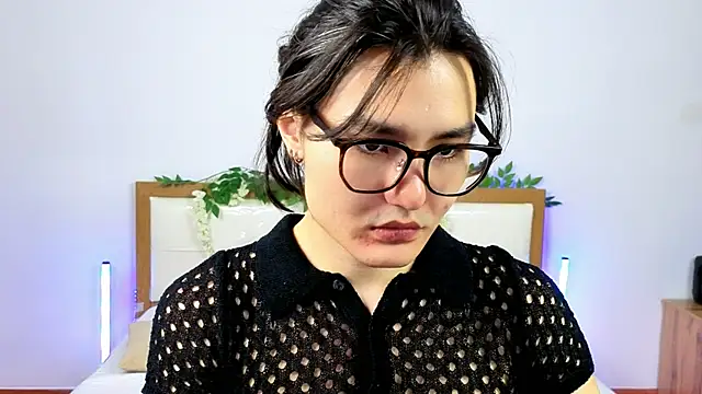FormOverFear online show from 05-27-26, 10:22